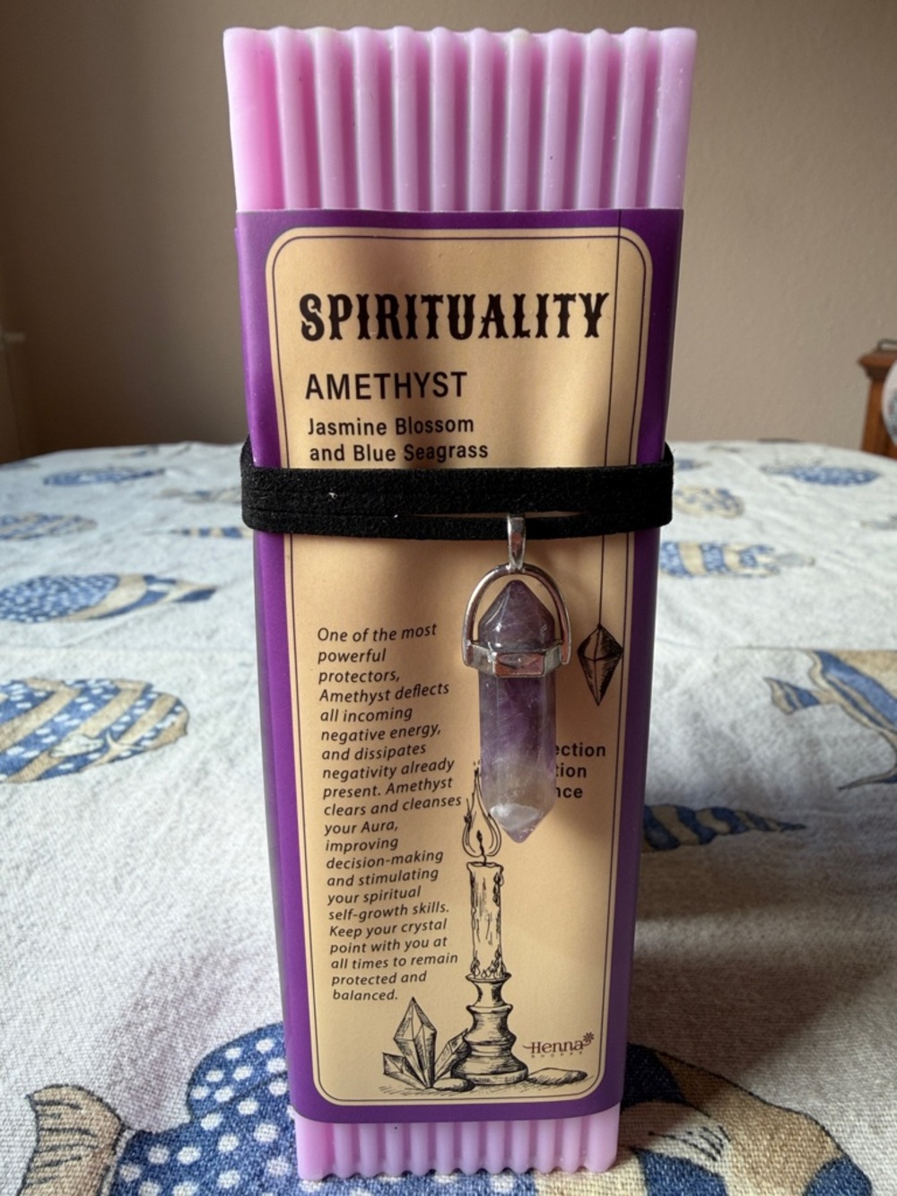 🕯️ AMETHYST CRYSTAL PENDANT NECKLACE AND SCENTED CANDLE 🕯️ NWT 🕯️